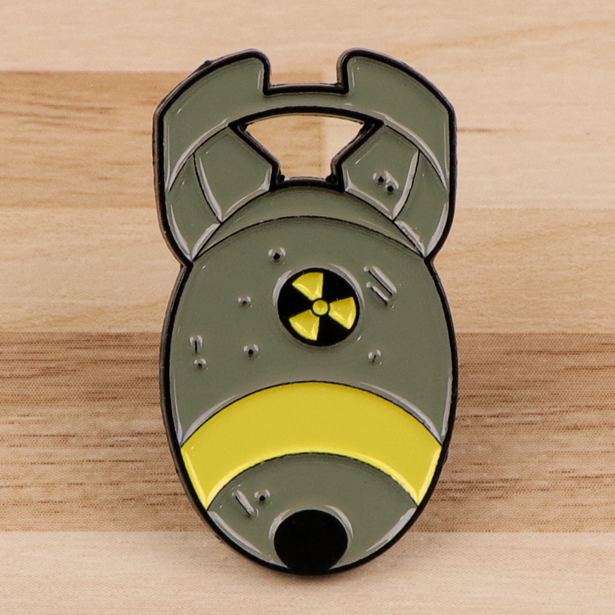 Game Enamel Pins Retro Bomb Ba - Retro Gaming Gif review and price