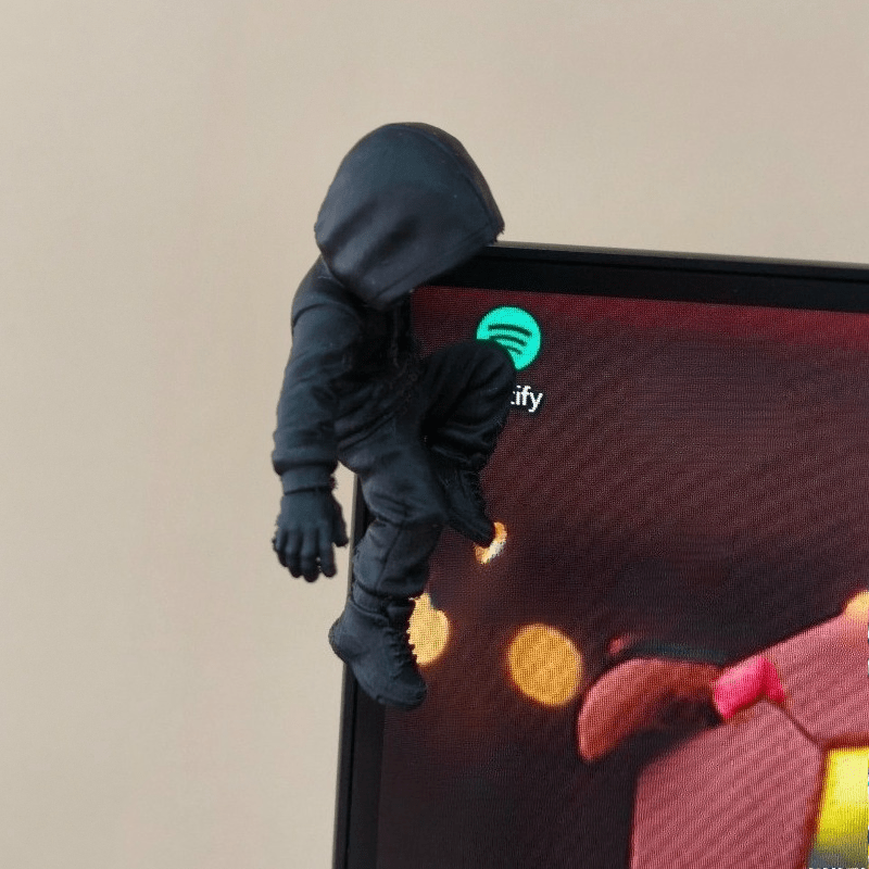 Climb Hoodie Alien Mini Statue - Retro Gaming Accessories review and price