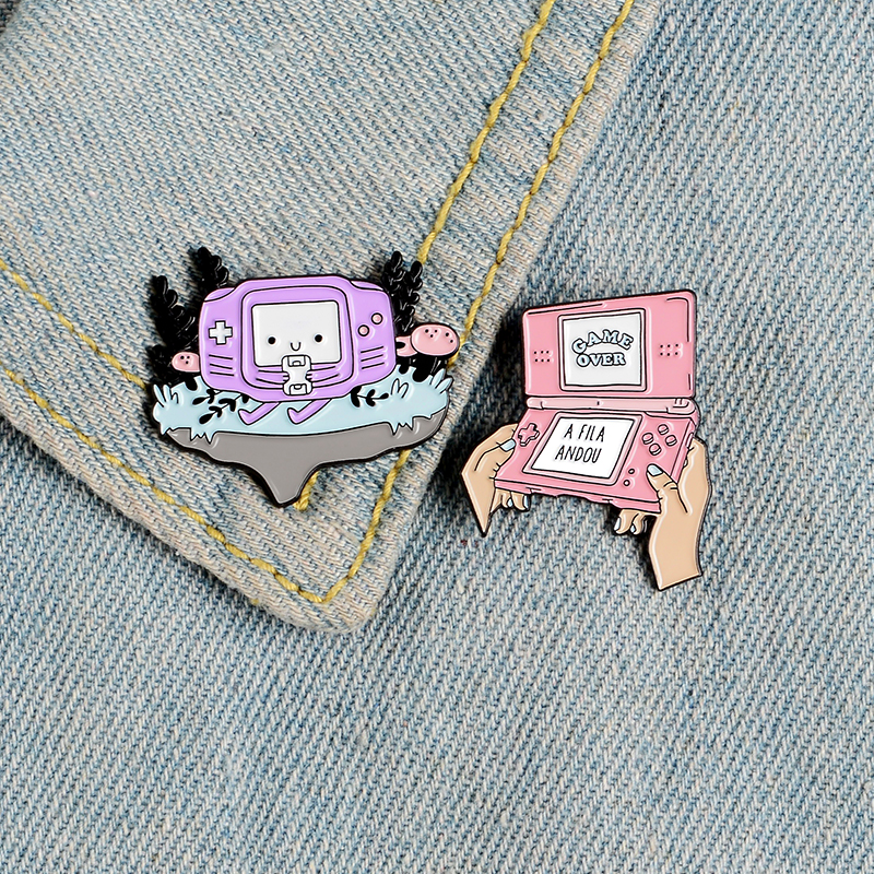 PLAY! 80's 90's Game Enamel Pi - Retro Gaming Gif review and price